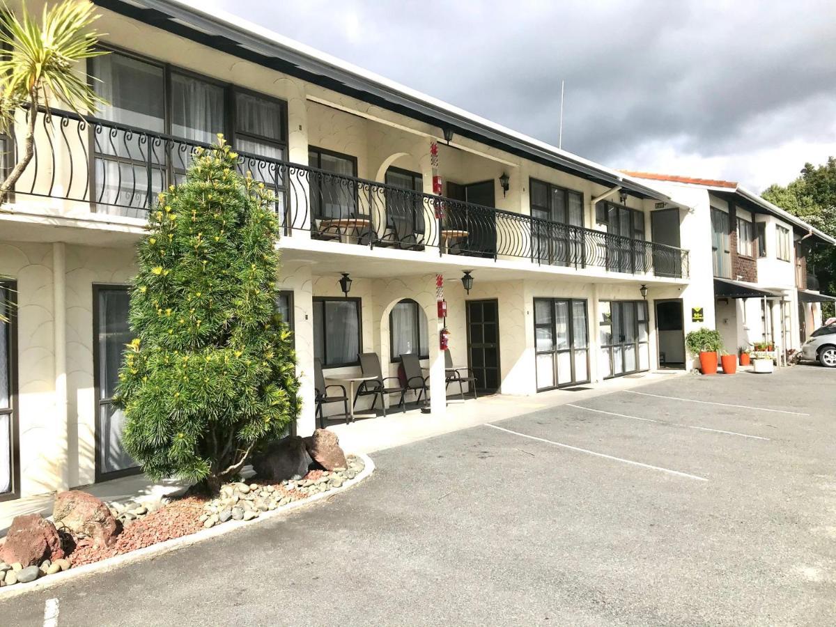Motel Villa Del Rio Whangarei Exterior foto